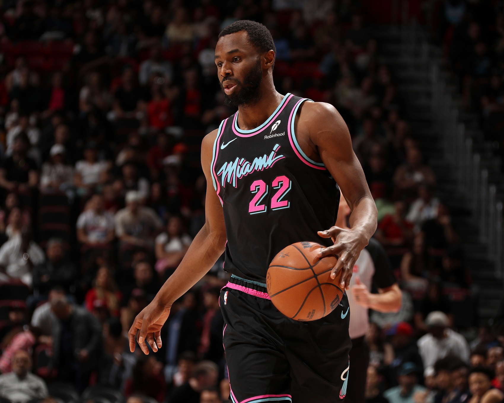 黄金甲体育官网-维金斯：赛季漫长 局势瞬息万变 我们必须坚持下去 不能自暴自弃