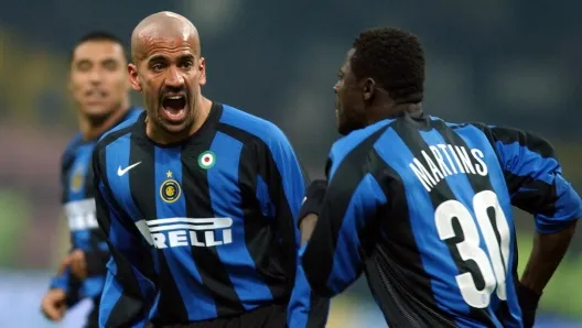 黄金甲体育官网-贝隆:以前的中场很喜欢远射,现在他们只想拿球向内渗透